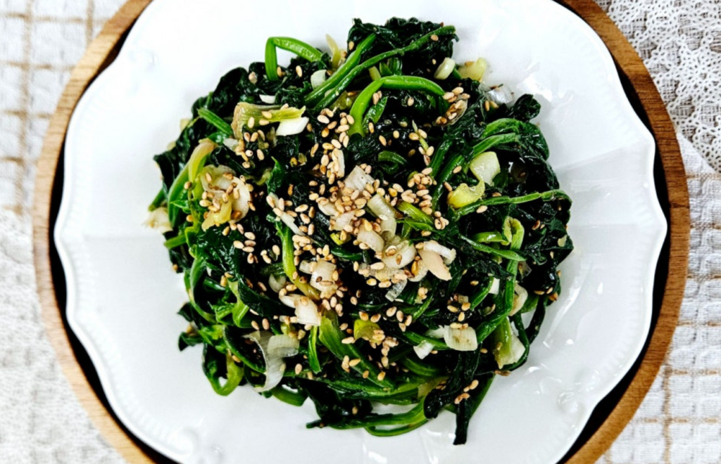 Korean seasoned spinach side dish Sigeumchi Namul
Korean Namul Spinach, Korean Bean Sprout Salad